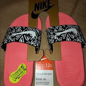 NWT...NIKE KAWA PRINT YOUTH SLIDE Size 11.5